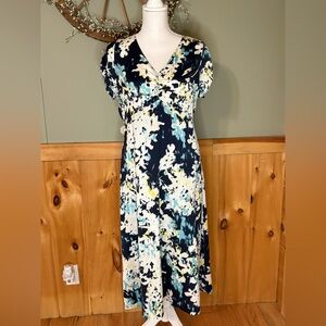 Banana Republic Navy Floral V-Neck Maxi Dress size M